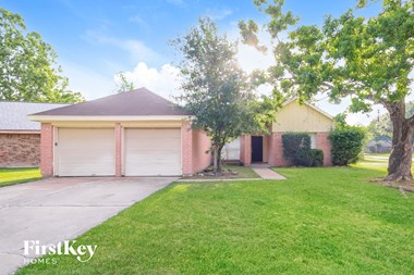 2710 Village Court 4 Beds Apartment for Rent