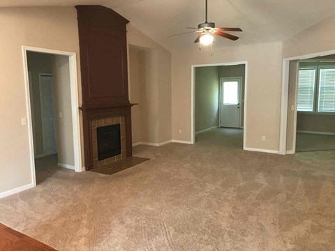 2763 Summit Pkwy SW 4 Beds Apartment for Rent