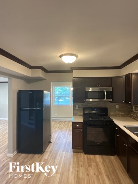 2800 Elisha Ave 3 Beds Apartment for Rent