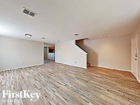 2801 Spencer Cir 4 Beds Apartment for Rent