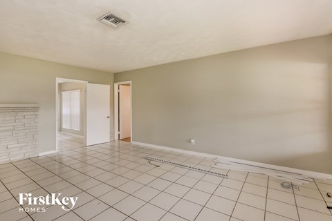 2840 SW 3 Court 3 Beds Apartment for Rent