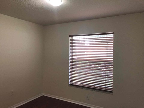 2851 Sw 193 Terrace 3 Beds House for Rent - Photo Gallery 4