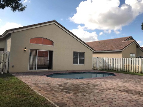 2851 Sw 193 Terrace 3 Beds House for Rent - Photo Gallery 39