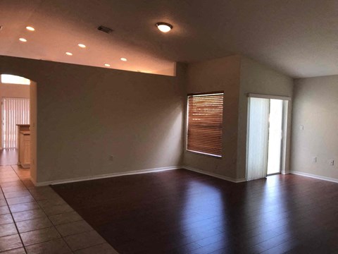 2851 Sw 193 Terrace 3 Beds House for Rent - Photo Gallery 14