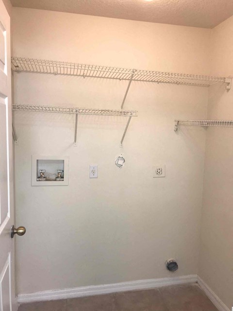 2851 Sw 193 Terrace 3 Beds House for Rent - Photo Gallery 17