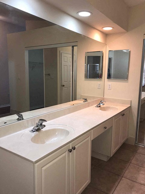 2851 Sw 193 Terrace 3 Beds House for Rent - Photo Gallery 21