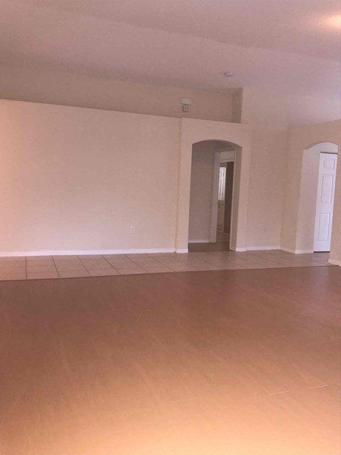 2851 Sw 193 Terrace 3 Beds House for Rent - Photo Gallery 27