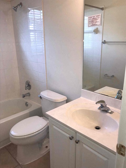 2851 Sw 193 Terrace 3 Beds House for Rent - Photo Gallery 33