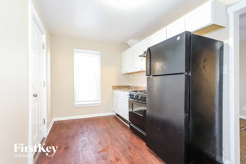 2901 Ezekiel 3 Beds Apartment for Rent
