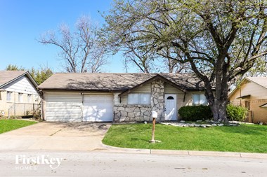 2907 E Mitchell St 3 Beds Apartment for Rent