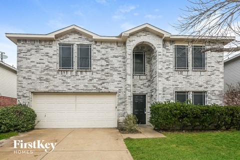 2908 Robin Ln 4 Beds Apartment for Rent
