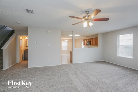 2908 Robin Ln 4 Beds Apartment for Rent