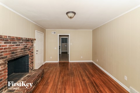 2915 Falkirk Rd 3 Beds Apartment for Rent
