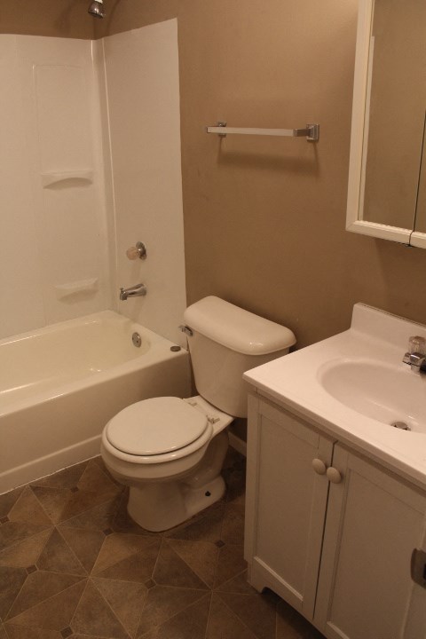 2923 N Grassy Creek Drive Studio House for Rent - Photo Gallery 8