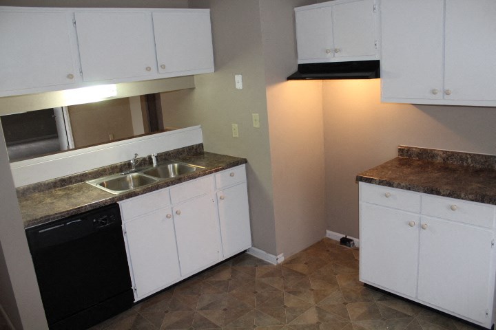 2923 N Grassy Creek Drive Studio House for Rent - Photo Gallery 6