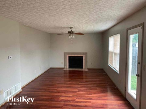 2926 Fenwood Drive 3 Beds Apartment for Rent