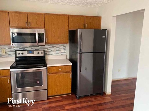 2926 Fenwood Drive 3 Beds Apartment for Rent