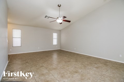 2968 E Silverbell Rd 4 Beds Apartment for Rent