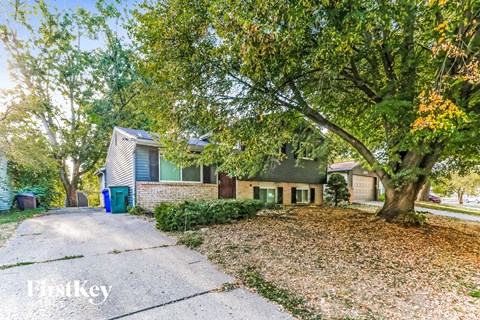 3003 Falcon Bridge Drive 3 Beds Apartment for Rent