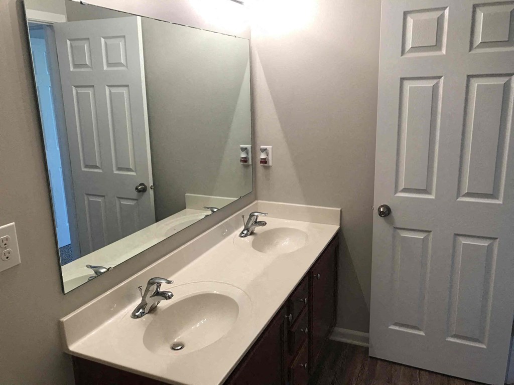 3011 Sweetspire Road 4 Beds House for Rent - Photo Gallery 24