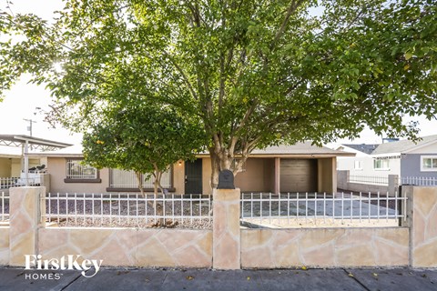 3021 W CAMELBACK Rd 5 Beds Apartment for Rent