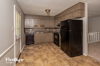 3104 Cobblestone Dr 3 Beds House for Rent - Photo Gallery 5