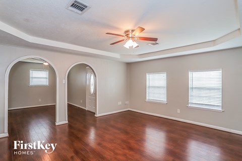 3112 ROYAL ST 3 Beds Apartment for Rent