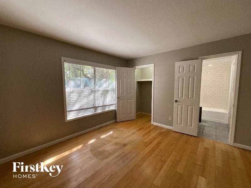 3214 Sycamore Springs Drive 4 Beds House for Rent - Photo Gallery 8