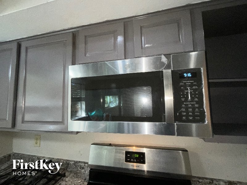 3214 Sycamore Springs Drive 4 Beds House for Rent - Photo Gallery 7