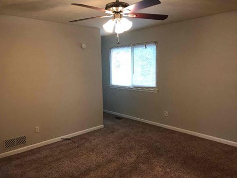 3292 Mixon Way 3 Beds House for Rent - Photo Gallery 6