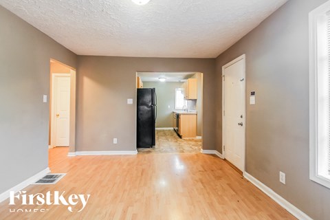 3314 E 42Nd Street 2 Beds Apartment for Rent