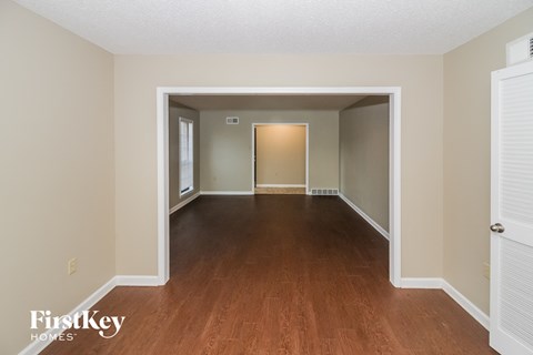 3333 Summerhill Drive 3 Beds Apartment for Rent