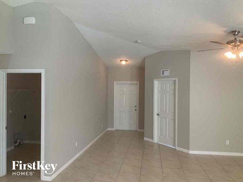 3354 SW Ludlow Street 4 Beds Apartment for Rent