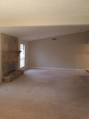 3396 Deshong Drive 3 Beds House for Rent - Photo Gallery 5