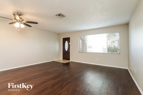 3413 SE 11Th Ave 3 Beds Apartment for Rent