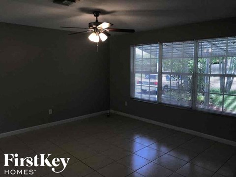 3430 N 72 Ter 3 Beds Apartment for Rent