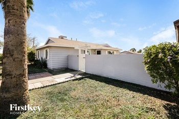 3435 W Country Gables Dr 3 Beds House for Rent - Photo Gallery 2