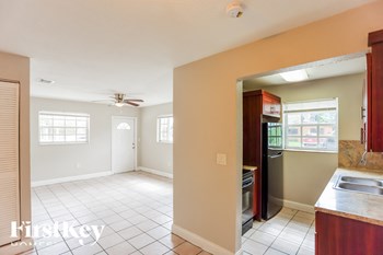 3451 NW 209 Ter 4 Beds House for Rent - Photo Gallery 5