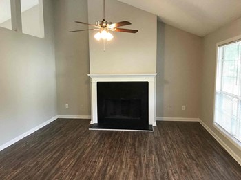 3461 Aaron Trail 3 Beds House for Rent - Photo Gallery 2