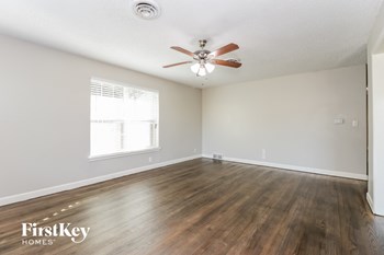 3500 Creston Ave 3 Beds House for Rent - Photo Gallery 4