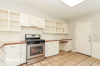 3500 Creston Ave 3 Beds House for Rent - Photo Gallery 6