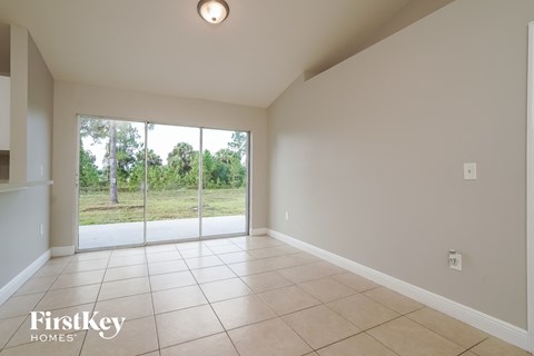 3511 30Th St SW 3 Beds Apartment for Rent