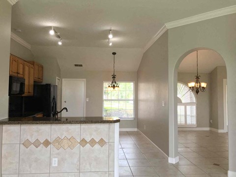 3600 Molona Drive 3 Beds House for Rent - Photo Gallery 9