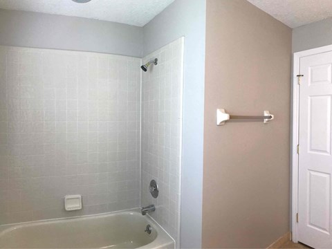 3600 Molona Drive 3 Beds House for Rent - Photo Gallery 18