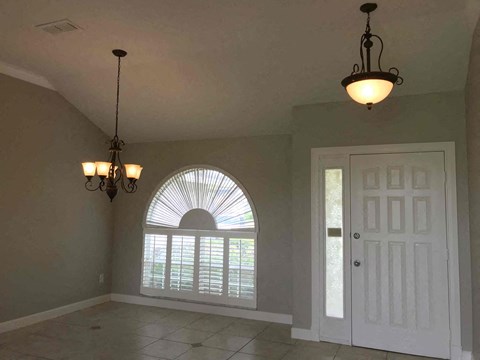 3600 Molona Drive 3 Beds House for Rent - Photo Gallery 3