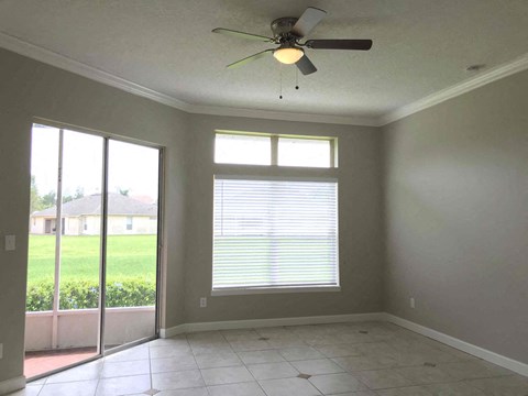 3600 Molona Drive 3 Beds House for Rent - Photo Gallery 7