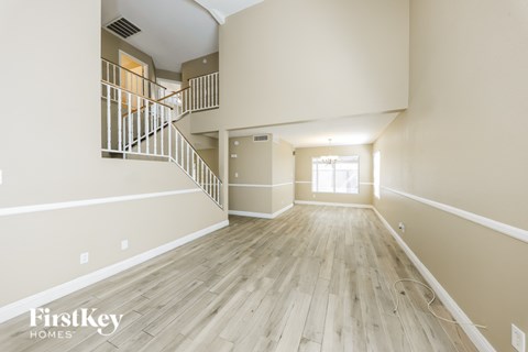 3622 W CIELO GRANDE 4 Beds Apartment for Rent
