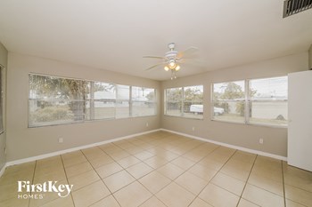 3631 HARBOR Blvd 3 Beds House for Rent - Photo Gallery 4