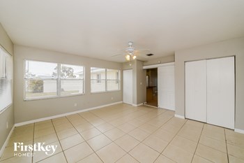 3631 HARBOR Blvd 3 Beds House for Rent - Photo Gallery 5