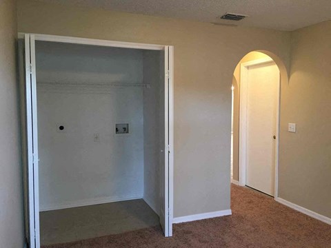 3638 QUEENS COVE BLVD 4 Beds Apartment for Rent